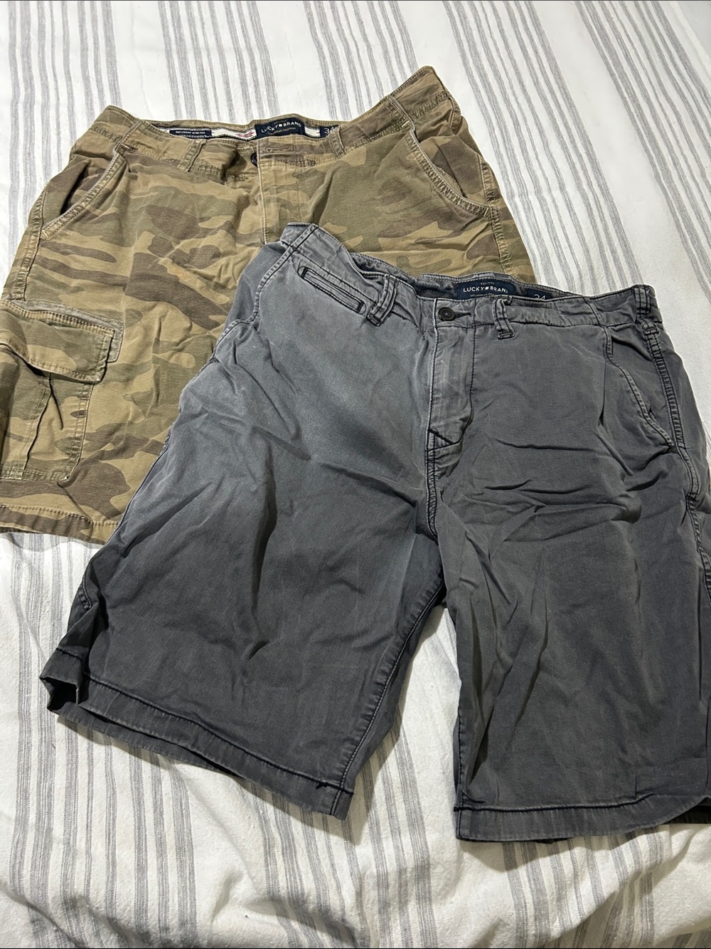 Lucky Brand Men's Camouflage Cargo Shorts -& grey cargo bundle of 2!